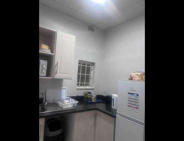 92M² OFFICE FOR SALE IN WEMBLEY